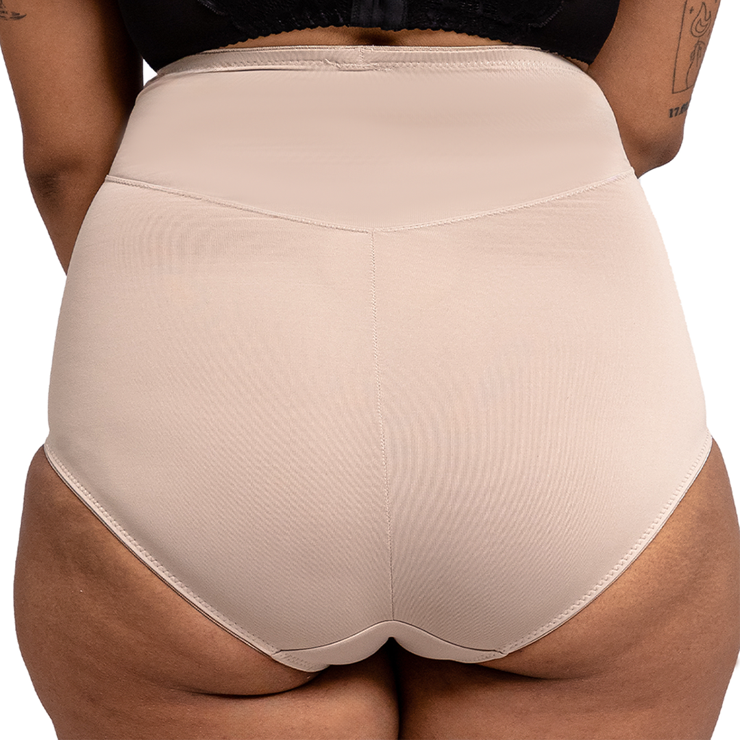 Pantaleta beige con control abdominal 74871 Carnival